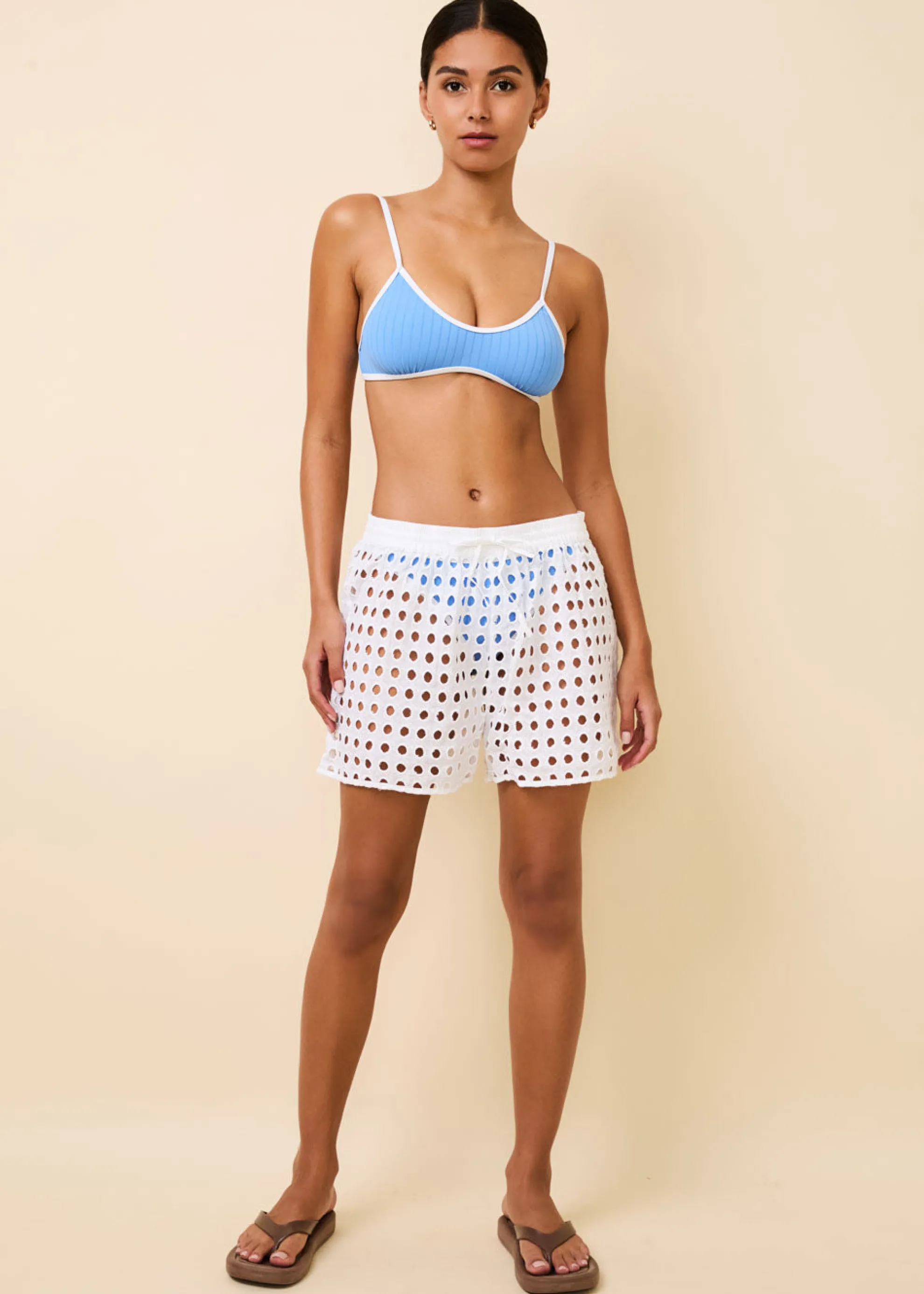 Charlie Short Classic Eyelet Optic White